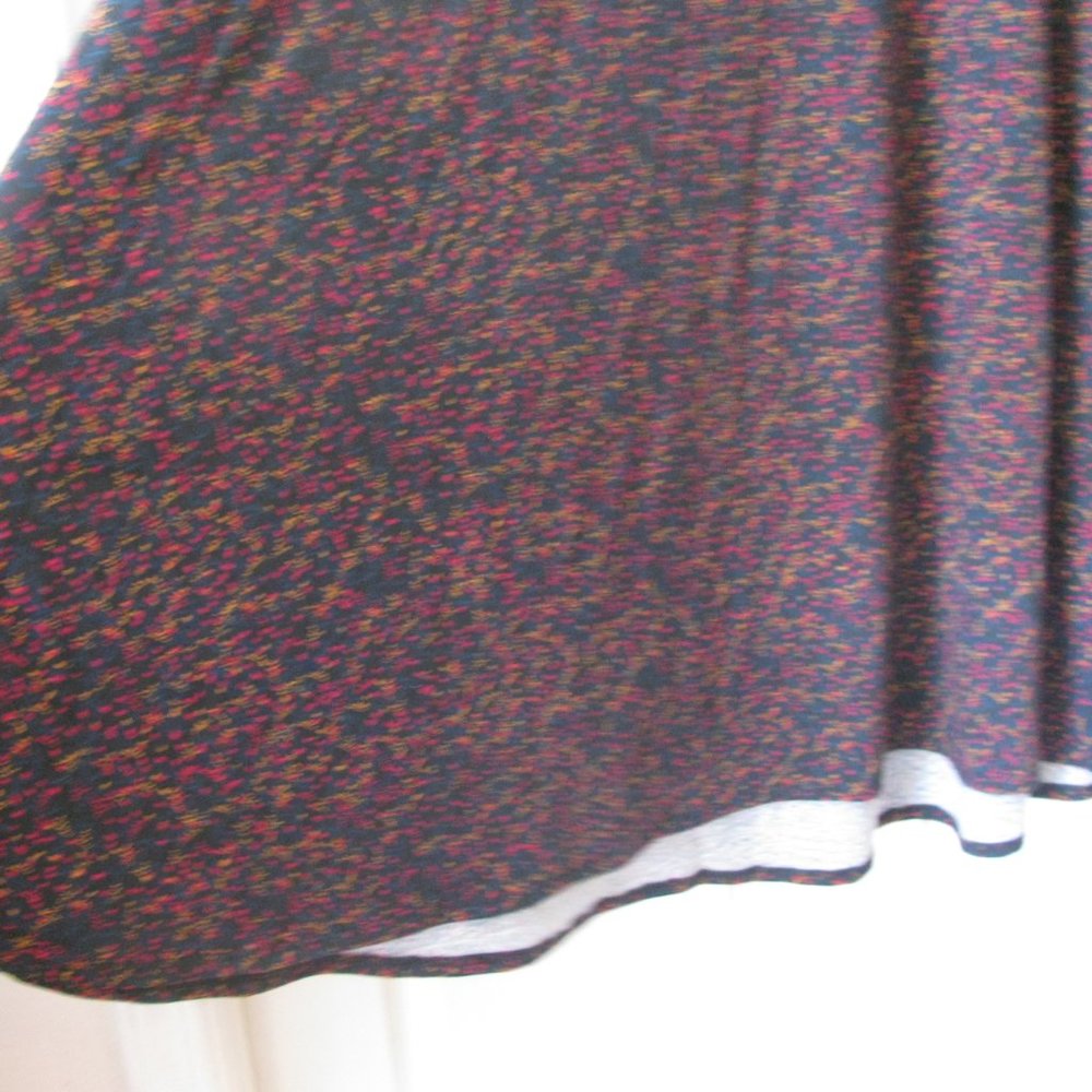 LuLaRoe Maxi Skirt XL NWT $48 Black with Small Floral Print Silky Flowy - Picture 3 of 4